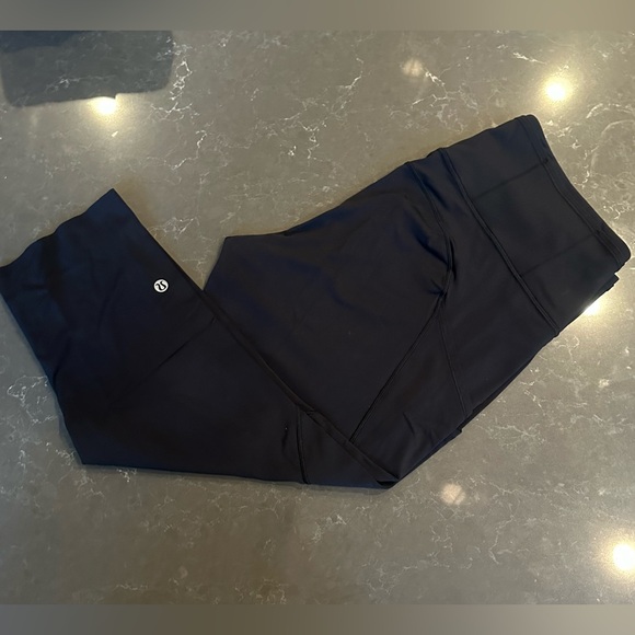 Lululemon Fast & Free Crop II - Picture 8 of 9